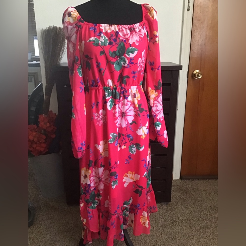 Beautiful floral pink dress by Kensie